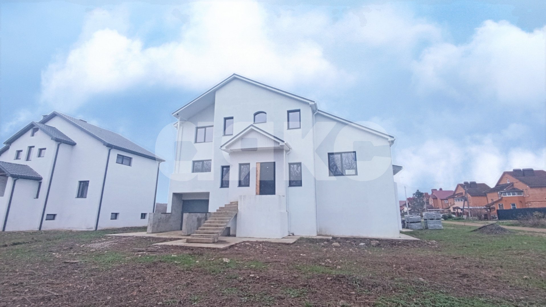 Фото №14: Дом 390 м² + 8 сот. - Саратовская, мкр. 4-й, ул. Шоссейная, 179