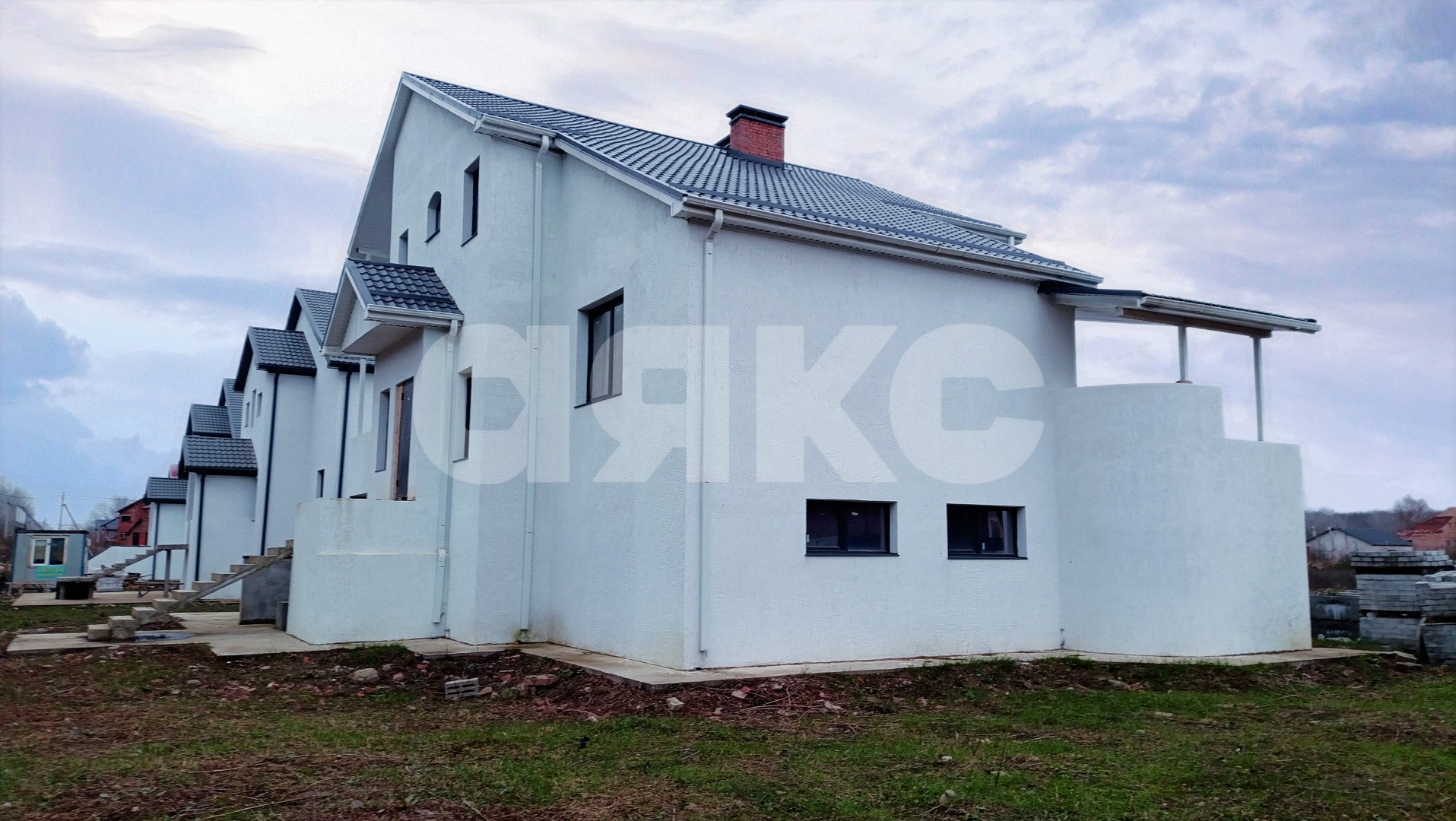 Фото №5: Дом 390 м² + 8 сот. - Саратовская, мкр. 4-й, ул. Шоссейная, 179