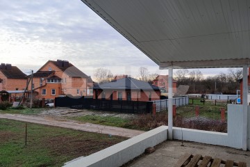 Фото №3: Дом 390 м² - Саратовская, мкр. 4-й, ул. Шоссейная, 179