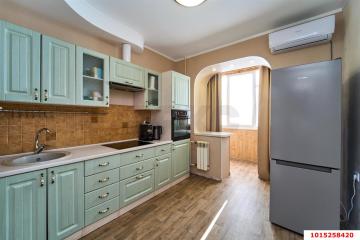 Фото №1: 2-комнатная квартира 62 м² - Краснодар, мкр. Центральный, ул. Гимназическая, 60