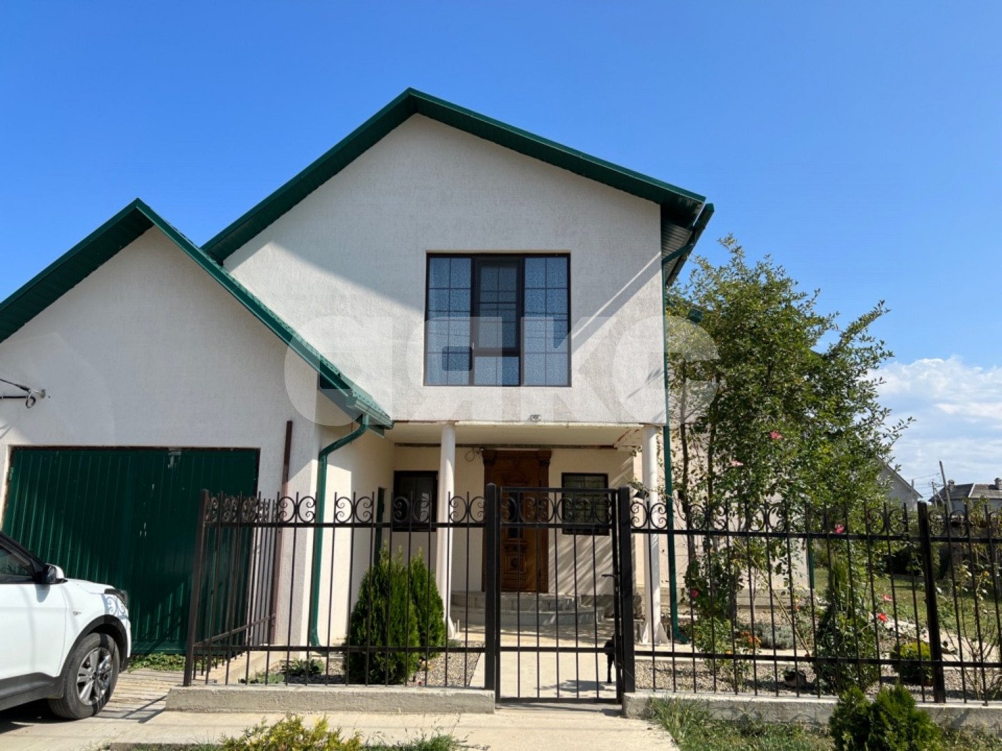 Фото №1: Дом 187 м² + 7.6 сот. - Горячий Ключ, мкр. Развилка, ул. Цветочная