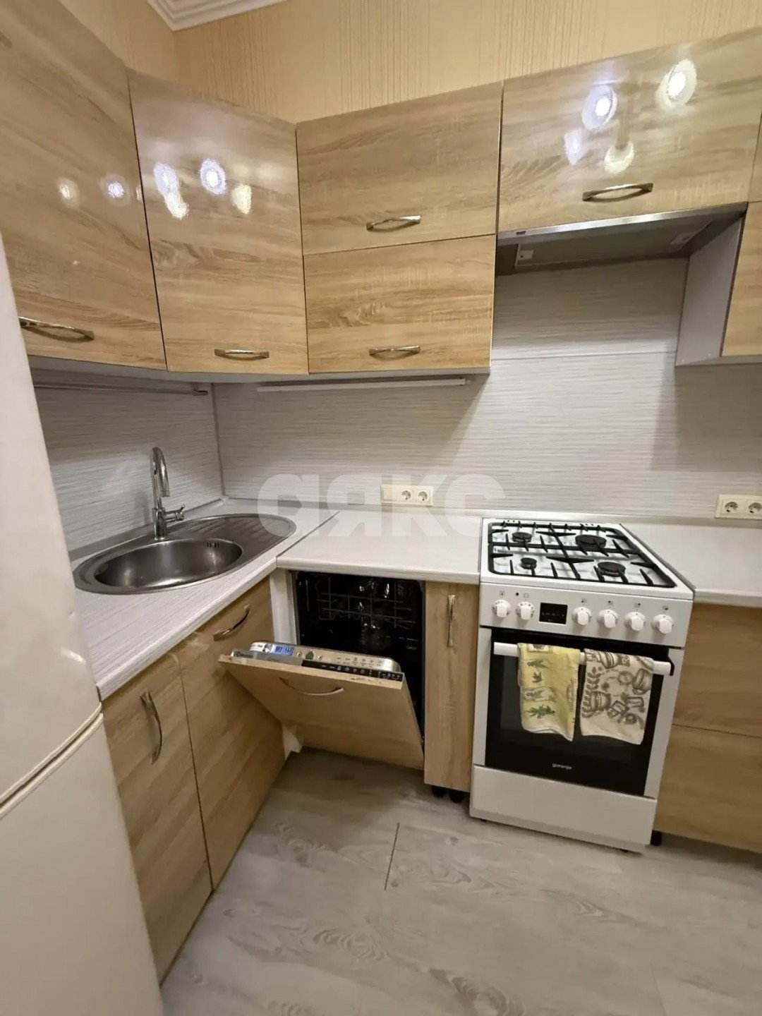 Фото №2: 1-комнатная квартира 37 м² - Горячий Ключ, Администрация, мкр. Администрация, ул. Пономаренко, 24В