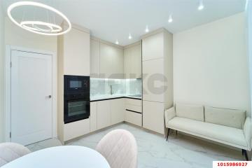 Фото №1: 1-комнатная квартира 41 м² - Краснодар, мкр. жилой комплекс Феникс, ул. имени В.Н. Мачуги, 6