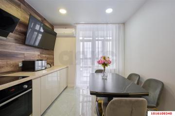 Фото №2: 2-комнатная квартира 68 м² - Краснодар, мкр. Губернский, ул. имени Героя Георгия Бочарникова, 12/1