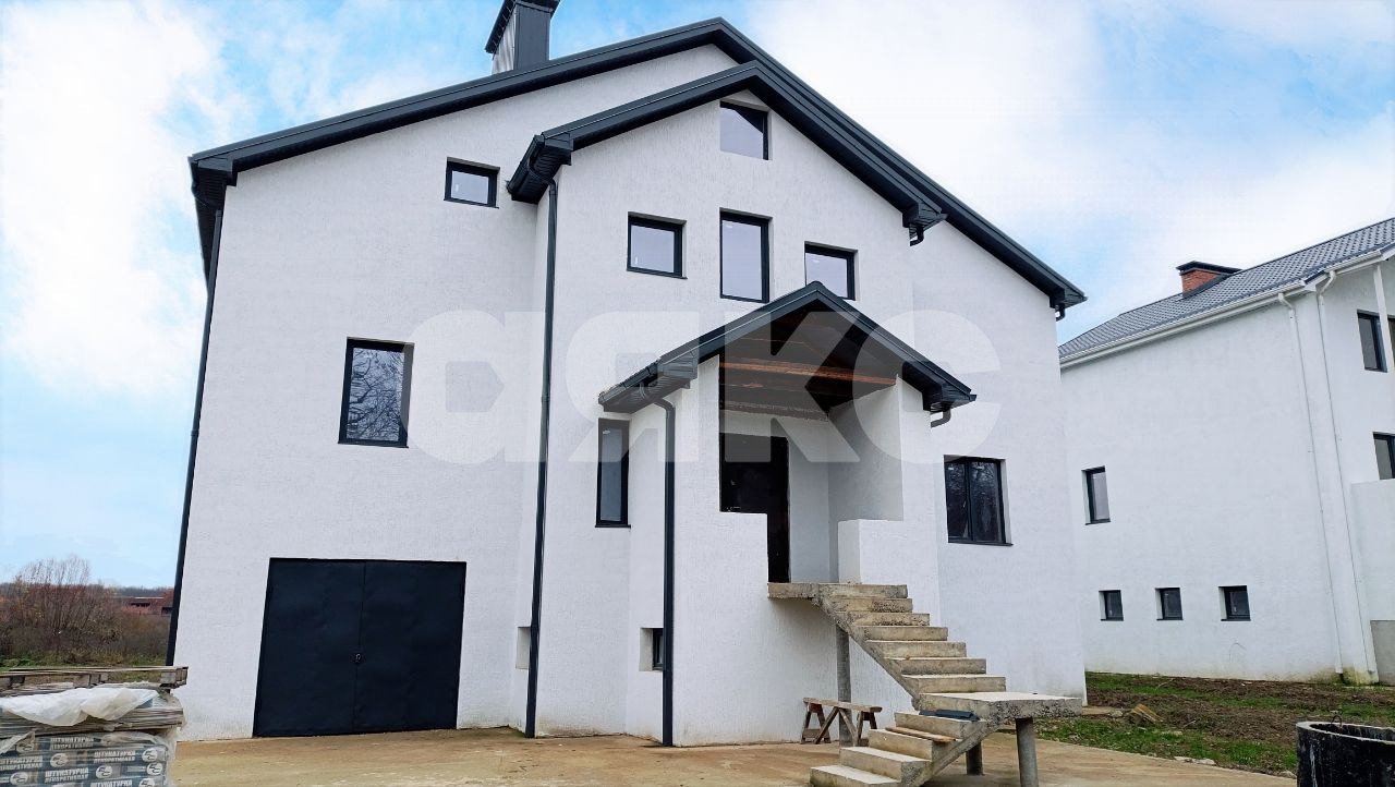 Фото №4: Дом 286 м² + 7.82 сот. - Саратовская, мкр. 4-й, ул. Шоссейная, 179