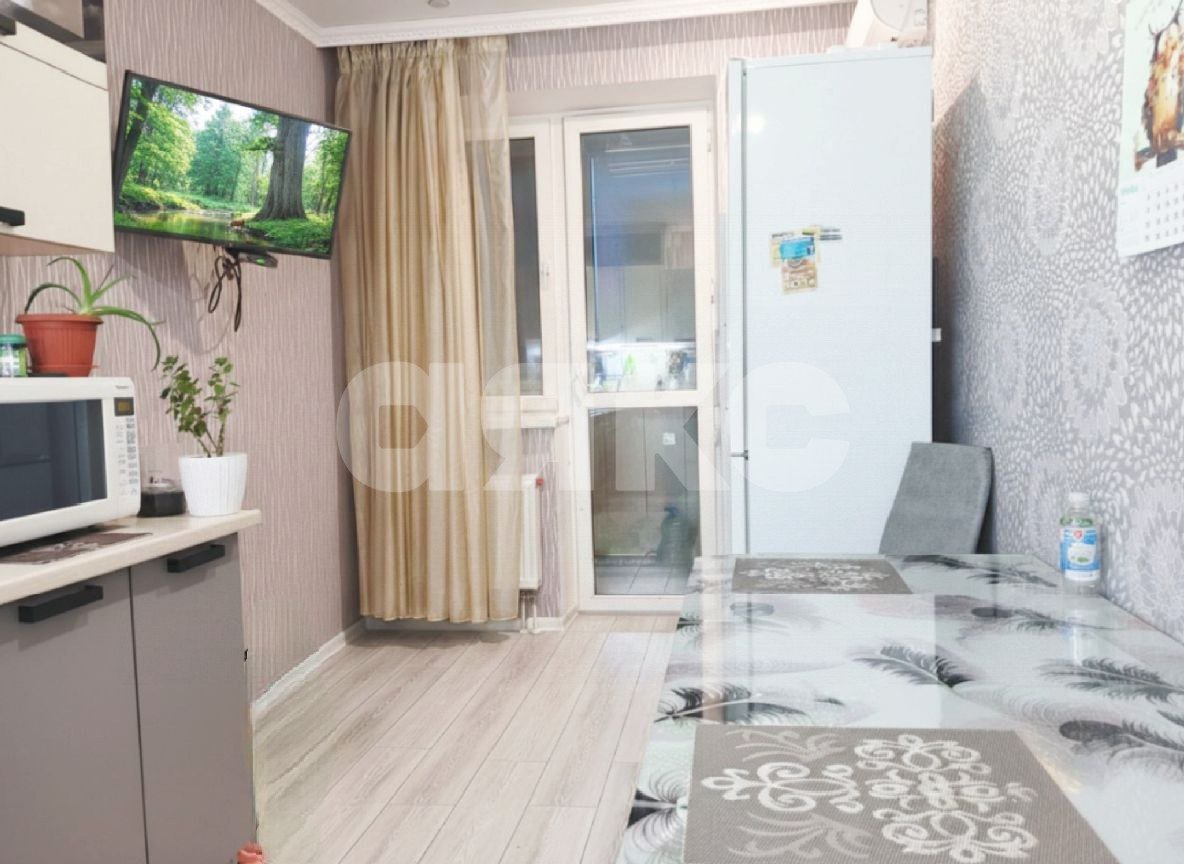 Фото №6: 2-комнатная квартира 62 м² - Горячий Ключ, Администрация, мкр. жилой комплекс Аристократ, ул. Бабушкина, 36