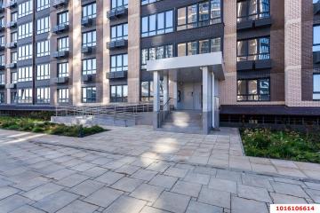 Фото №1: 2-комнатная квартира 65 м² - Краснодар, мкр. Плодородный-2, ул. Константиновская, 5