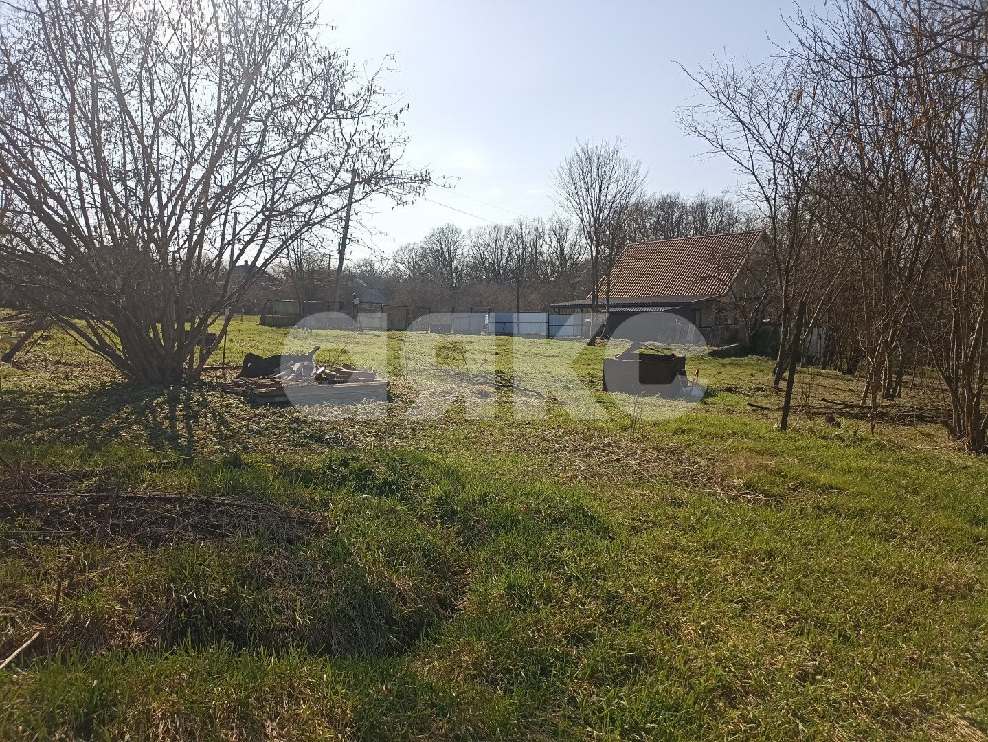 Фото №2: Земельный участок под ИЖС 24.5 сот. - Первомайский, ул. Комарова