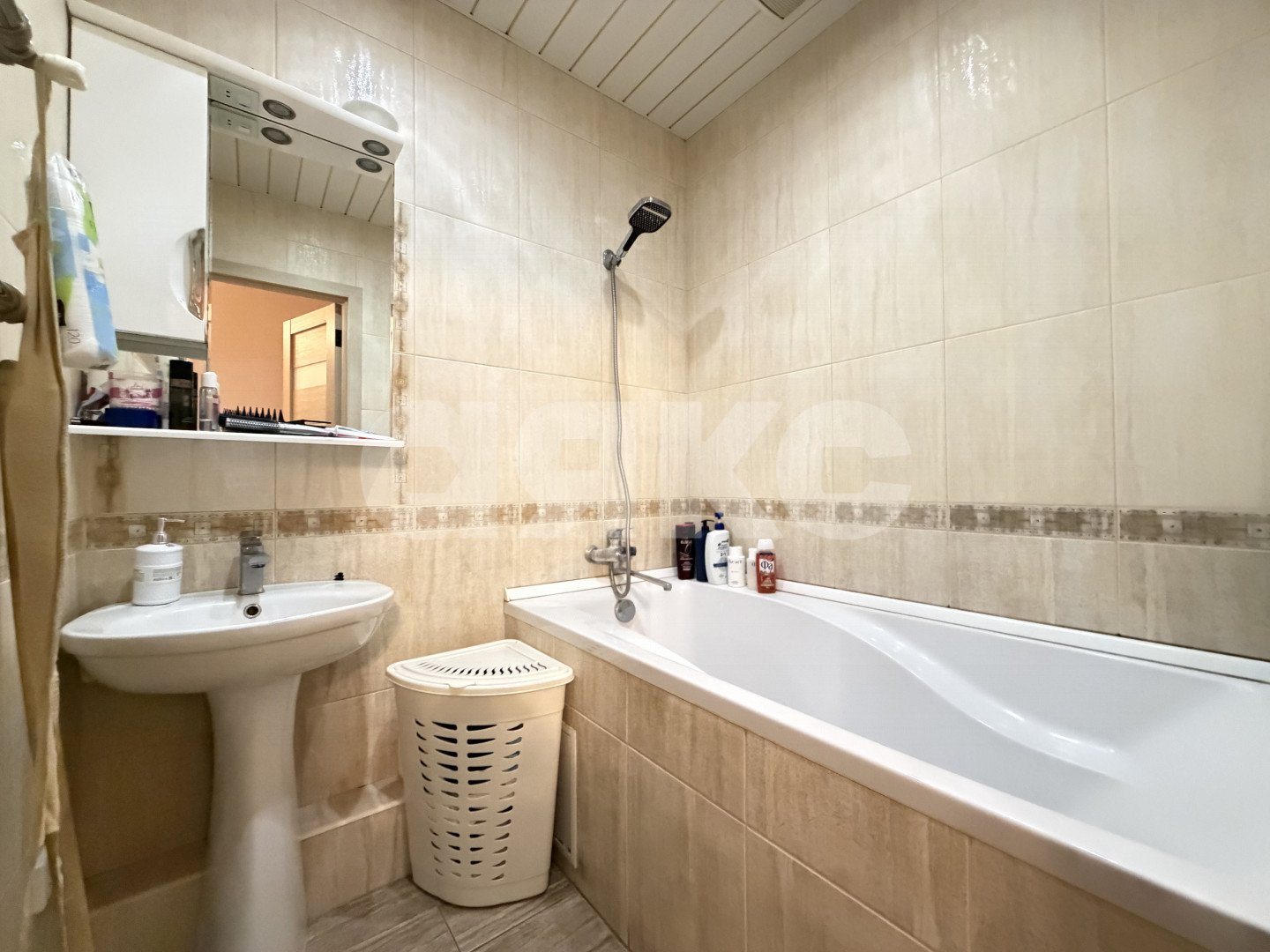 Фото №6: 3-комнатная квартира 83 м² - Горячий Ключ, мкр. Развилка, ул. Энгельса, 1Ак4