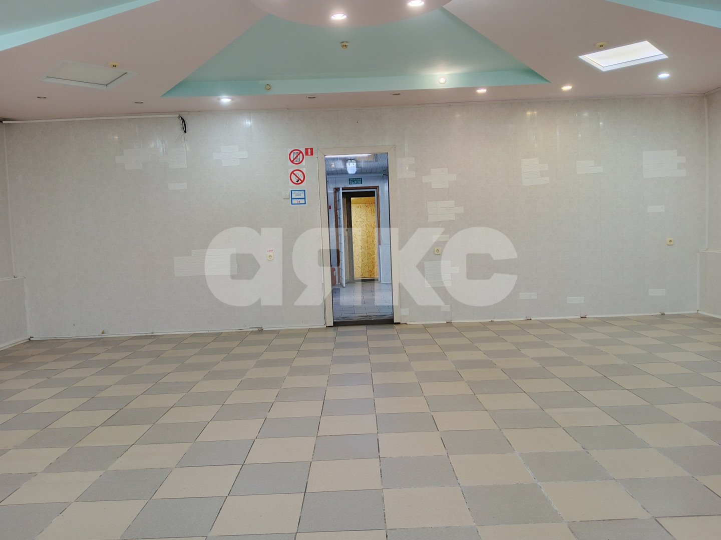 Фото №3: Коммерция 97 м² - Горячий Ключ, Курортная Зона, Курортная Зона, Городская Больница, мкр. жилой комплекс Горячий, ул. Школьная