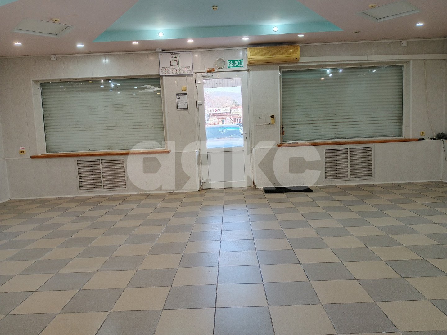 Фото №5: Коммерция 97 м² - Горячий Ключ, Курортная Зона, Курортная Зона, Городская Больница, мкр. жилой комплекс Горячий, ул. Школьная