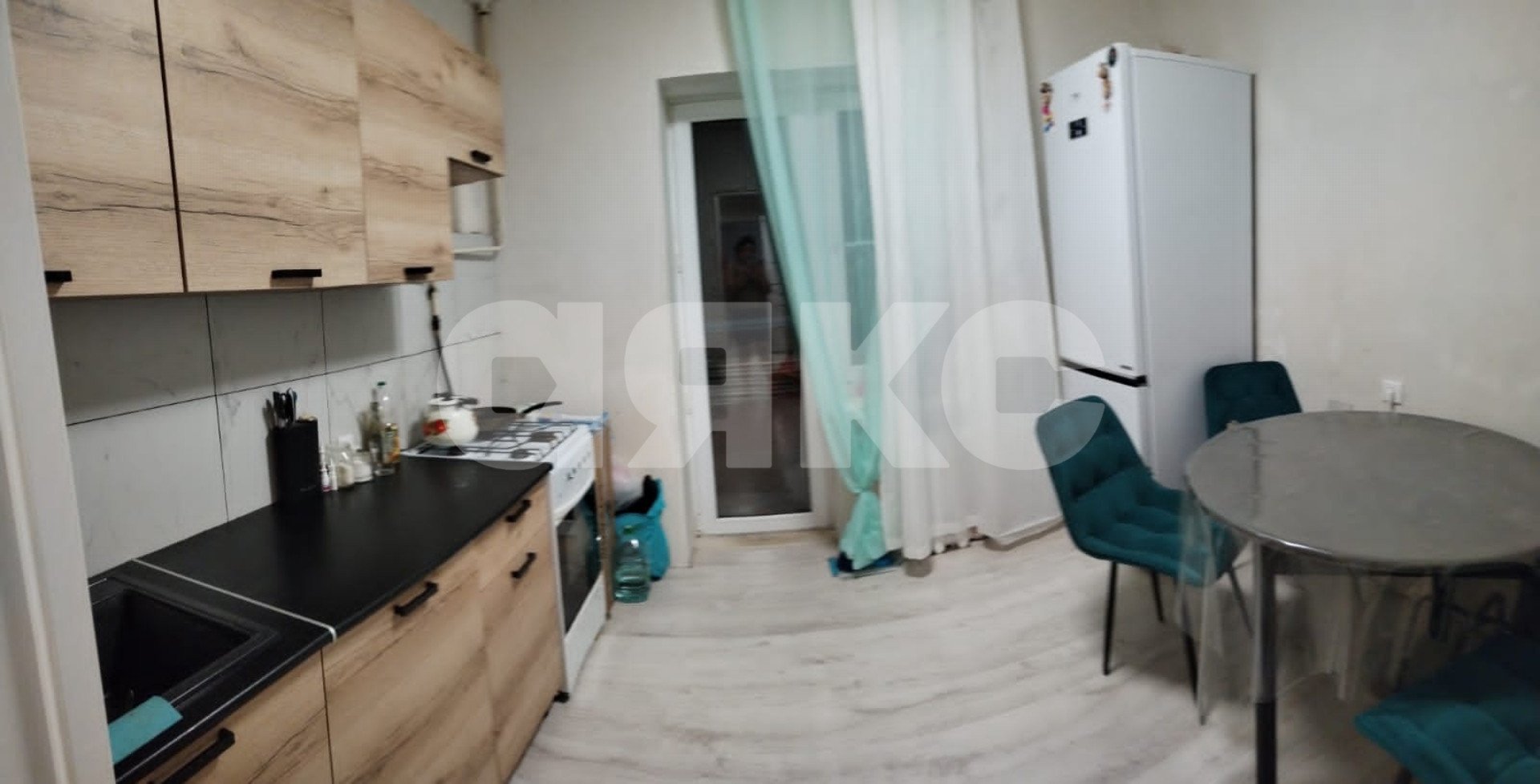 Фото №1: 2-комнатная квартира 59 м² - Горячий Ключ, Администрация, мкр. Курортная Зона, ул. Ленина, 217